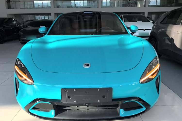 MI SU7 2024 car image #3