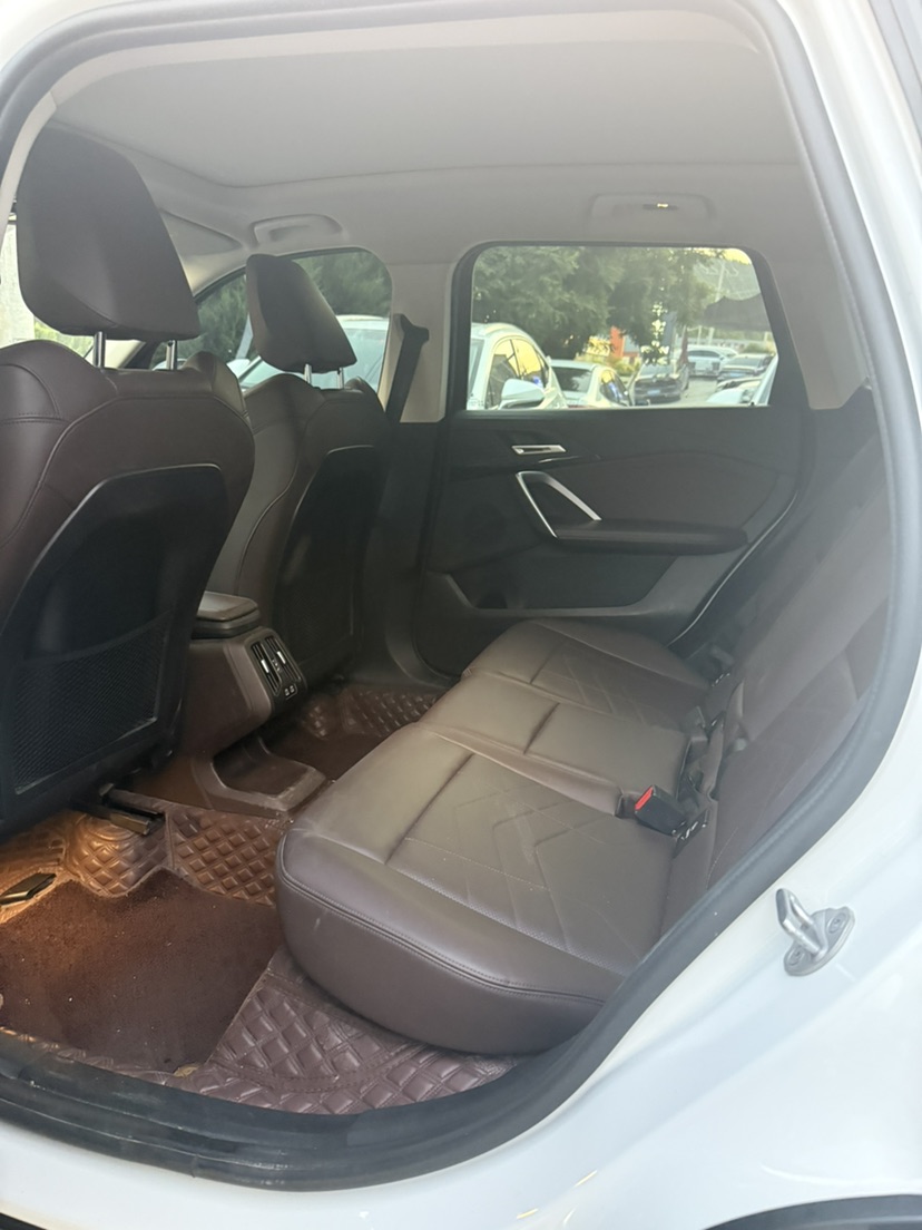 BMW X1 2024 car image #3