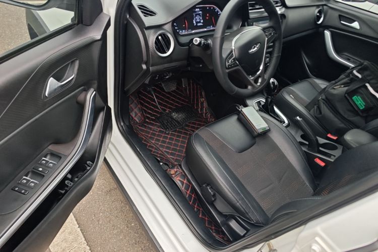 Chery Tiggo 3x 2018 #16 Chery Tiggo 3x 2018 car image #16