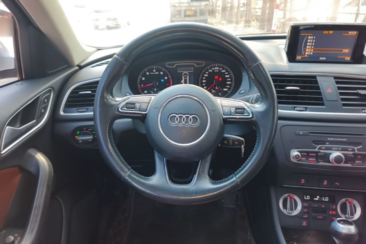 Audi Q3 2016 #11 Audi Q3 2016 car image #11
