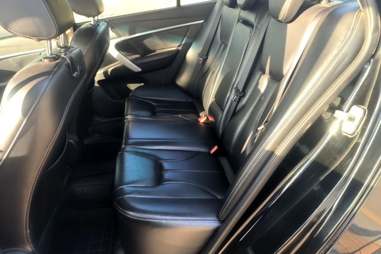 GEELY Emgrand 2017 car image #17