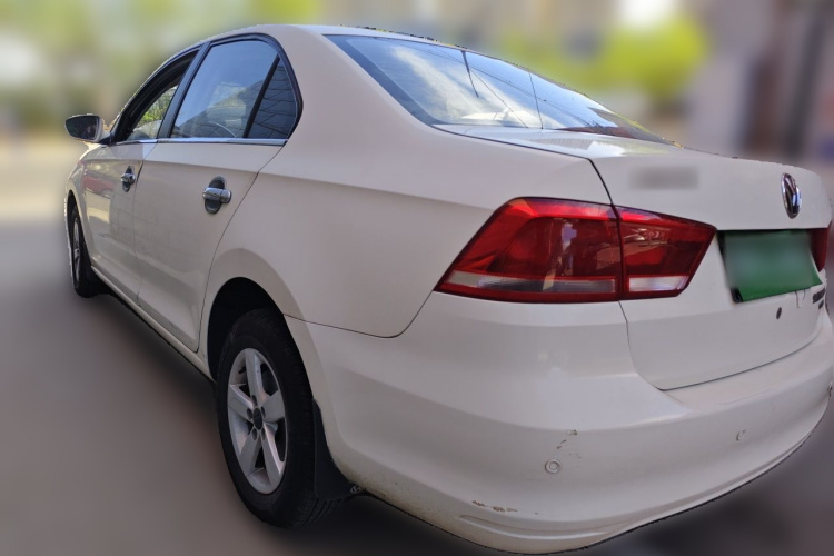 Volkswagen Santana 2016 car image #5