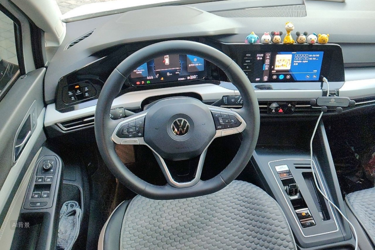 Volkswagen Golf 2022 #12 Volkswagen Golf 2022 car image #12