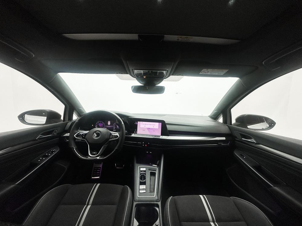 Volkswagen Golf 2021 car image #17