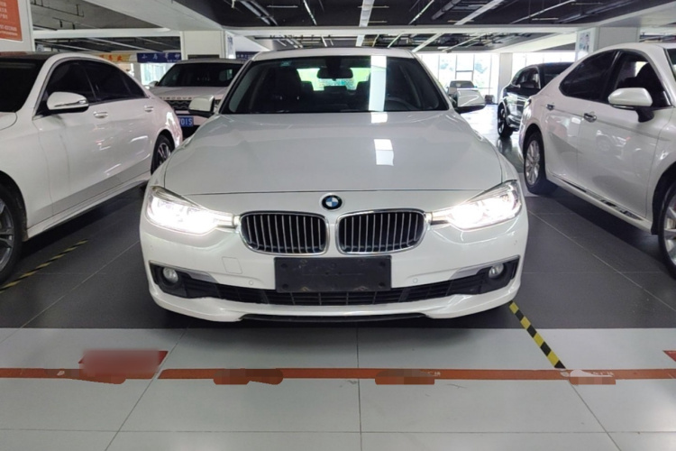 BMW 3 Series 2017 #3 BMW 3 Series 2017 car image #3