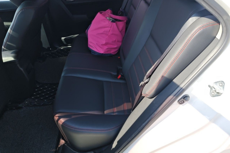 Toyota Corolla 2018 #10 Toyota Corolla 2018 car image #10