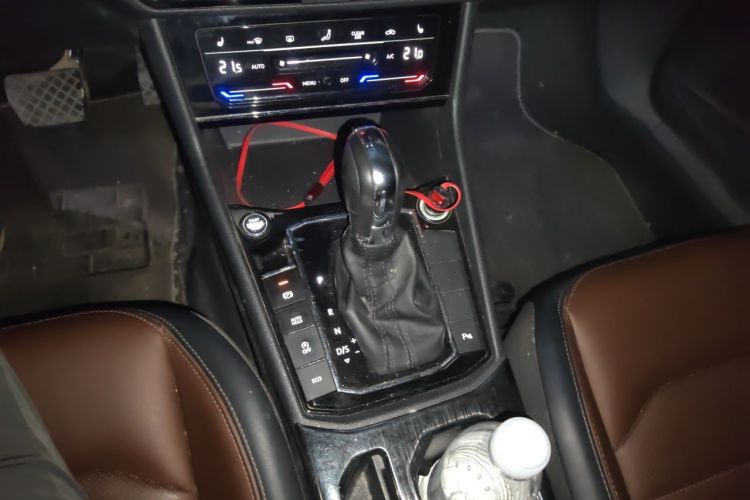 Volkswagen Lavida 2020 car image #14