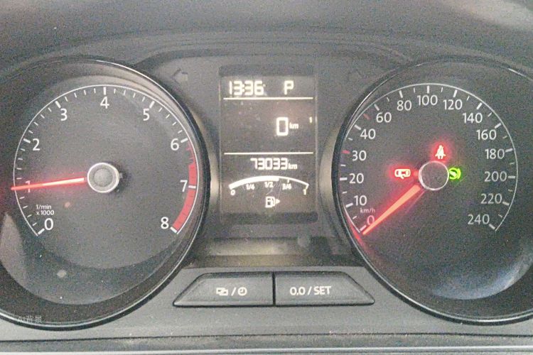 Volkswagen Lavida 2018 car image #13