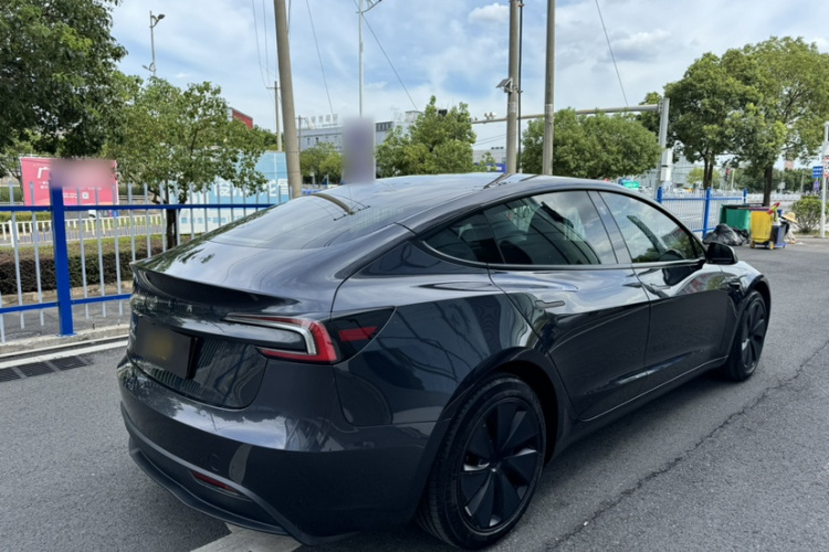 Tesla Model 3 2024 #9 Tesla Model 3 2024 car image #9