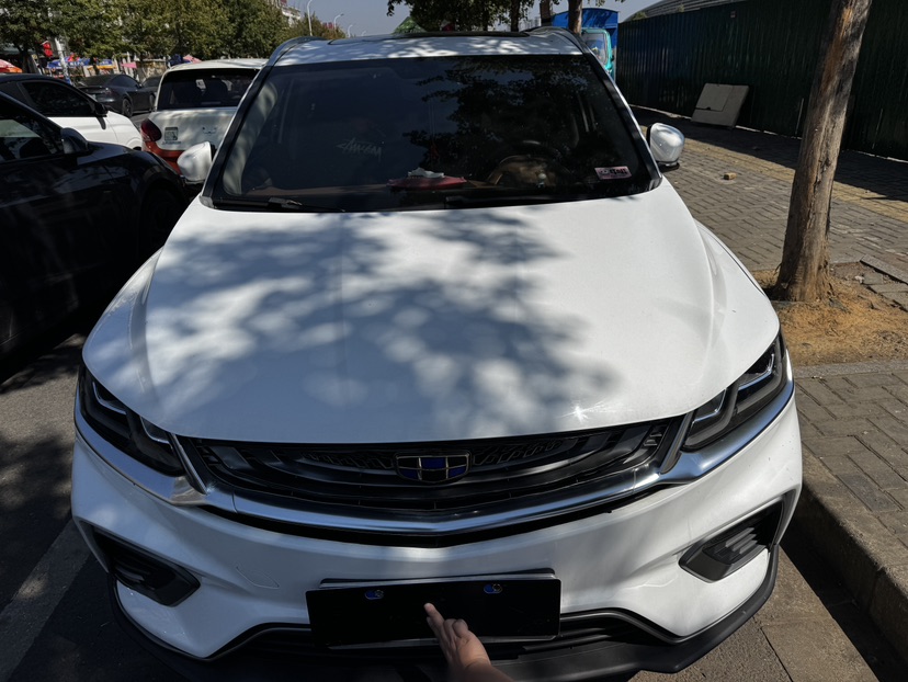 GEELY Coolray 2018 GEELY Coolray 2018 car image