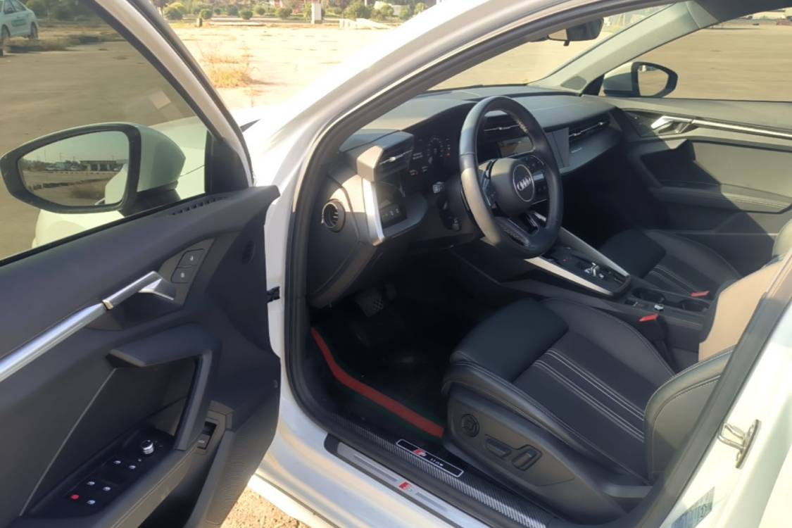 Audi A3 2024 صورة سيارة #17