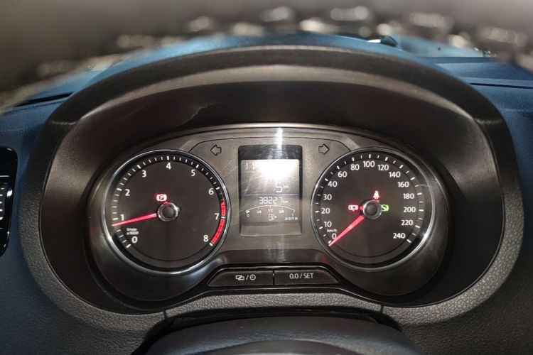 Volkswagen Polo 2016 #12 Volkswagen Polo 2016 car image #12