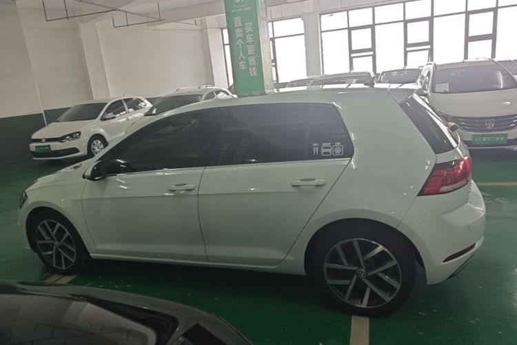 Volkswagen Golf 2020 #4 Volkswagen Golf 2020 car image #4