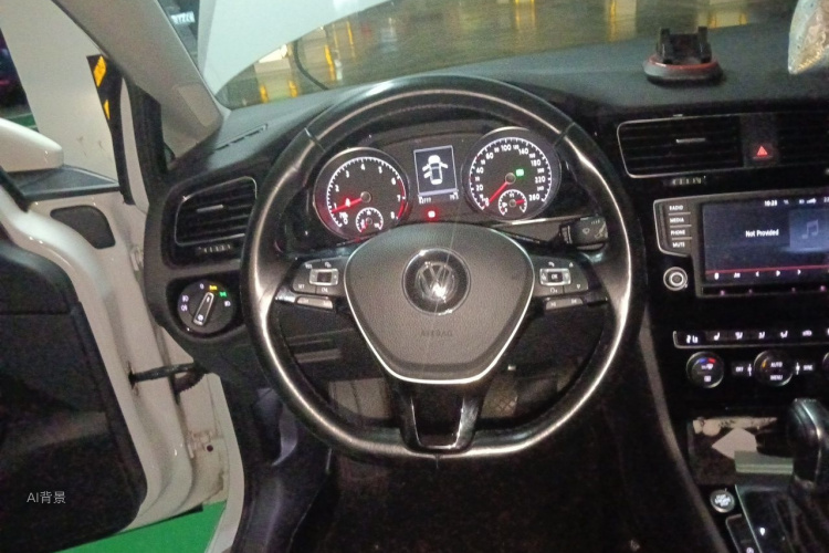 Volkswagen Golf 2015 car image #12