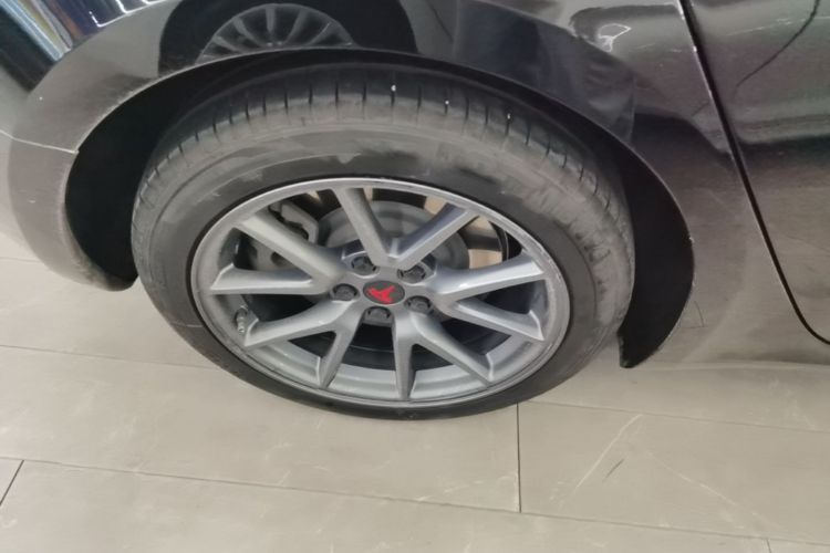 Tesla Model 3 2023 car image #10