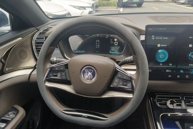 BYD Han 2020 car image #12