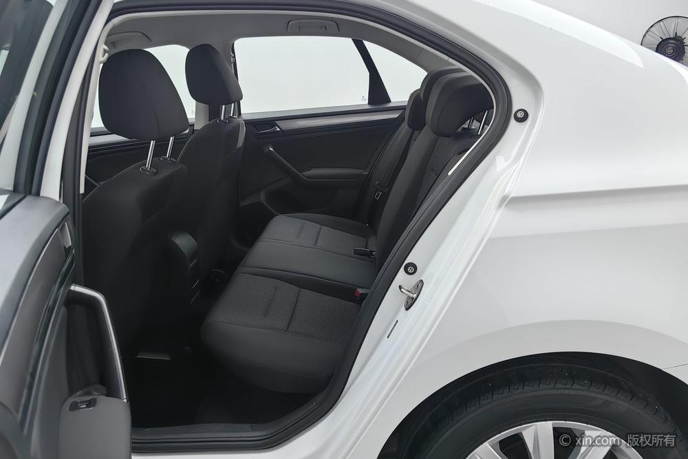 Volkswagen Bora 2022 car image #19