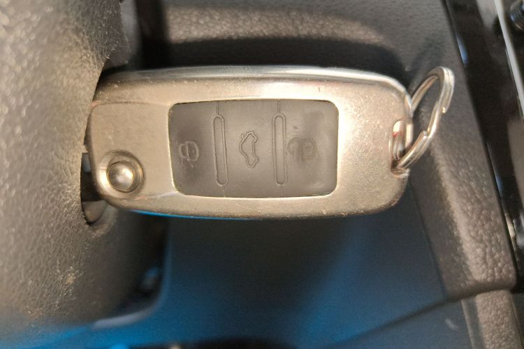 Volkswagen Santana 2020 car image #9