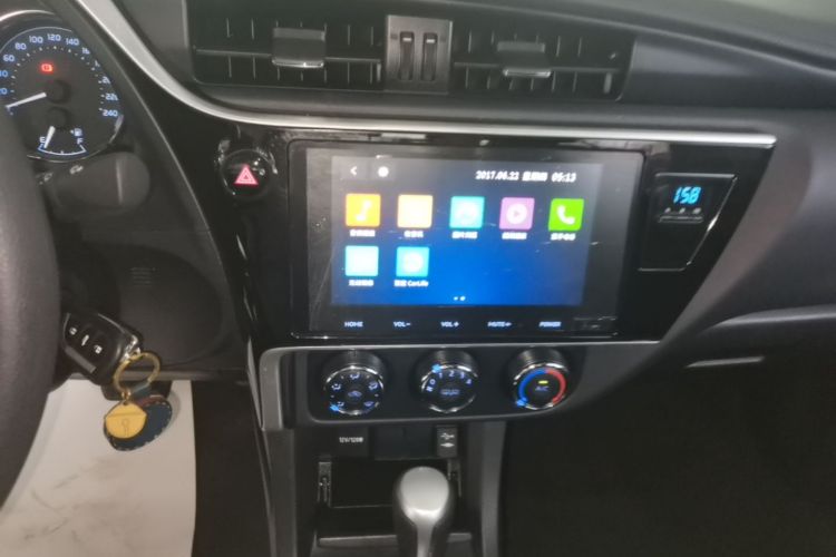 Toyota Corolla 2018 #13 Toyota Corolla 2018 car image #13