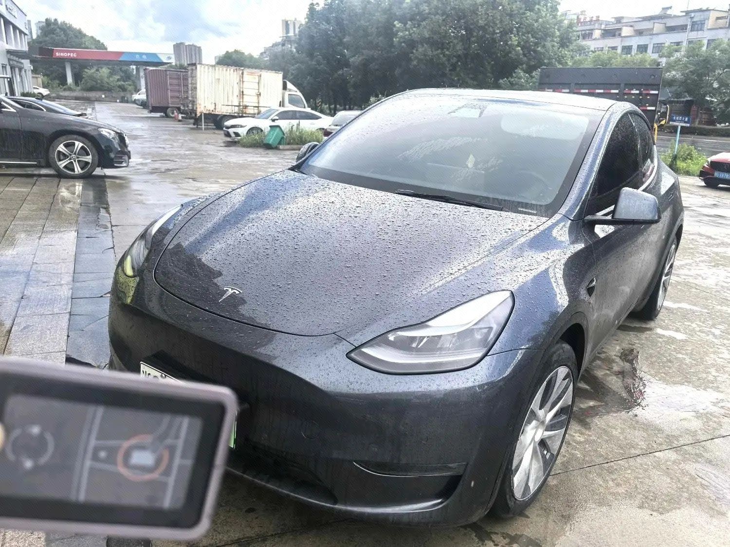 Tesla Model Y 2021 Tesla Model Y 2021 car image