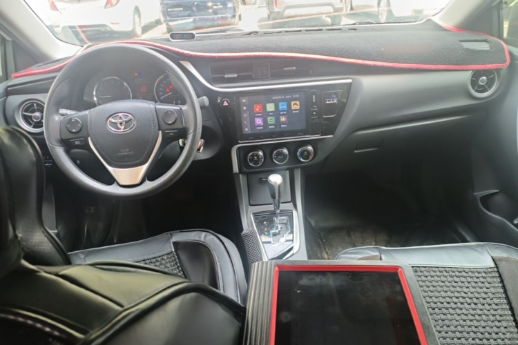 Toyota Corolla 2017 car image #10