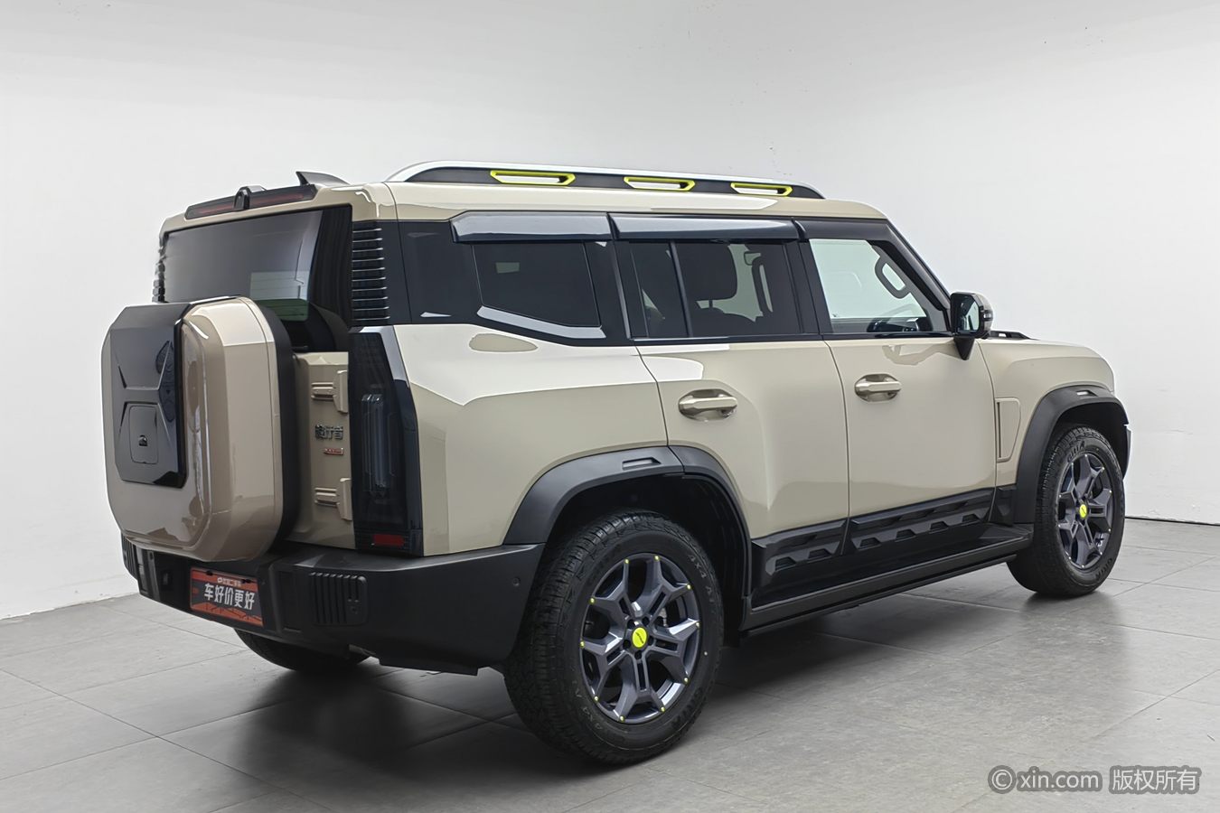 Jetour Traveller 2024 car image #3