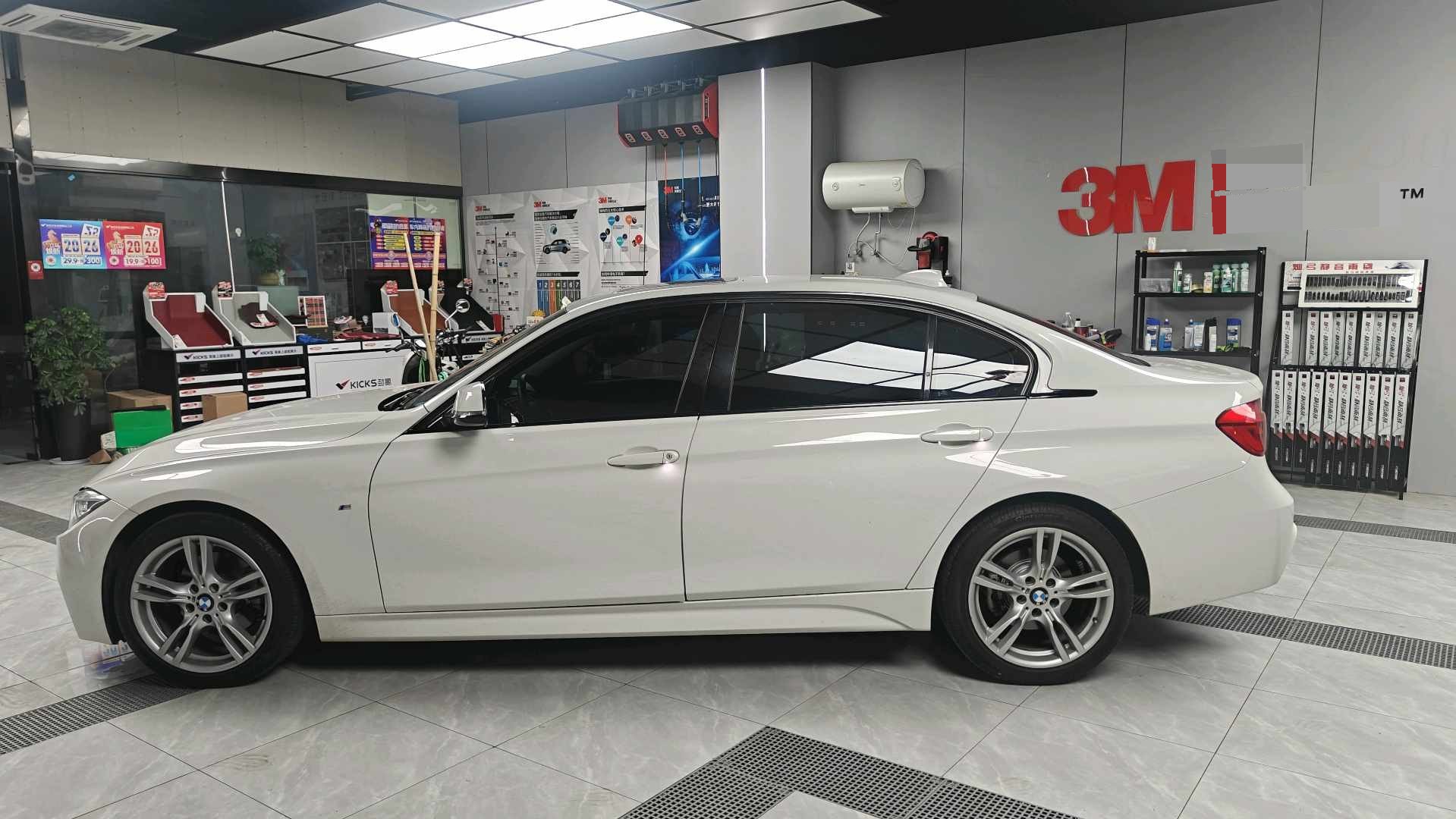 BMW 3 Series 2017 car image #7