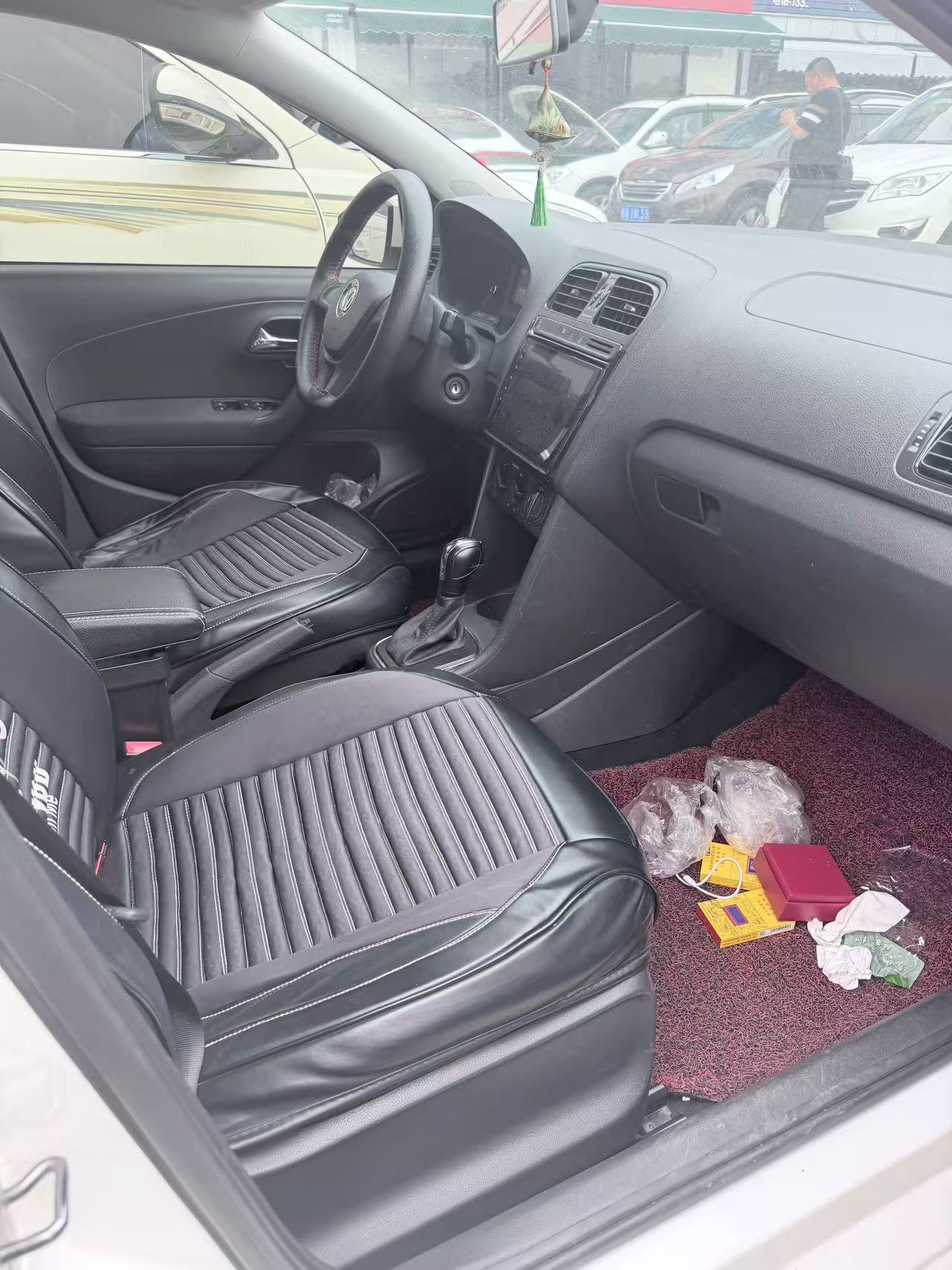 Volkswagen Polo 2018 immagine di auto #9