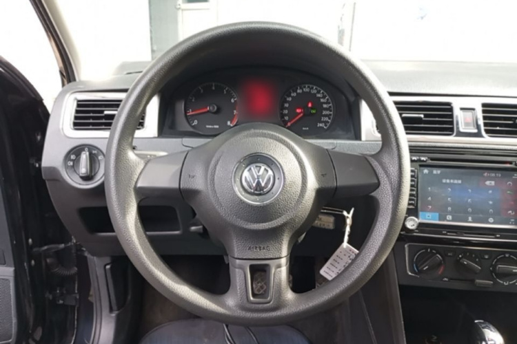 Volkswagen Santana 2014 #11 Volkswagen Santana 2014 car image #11