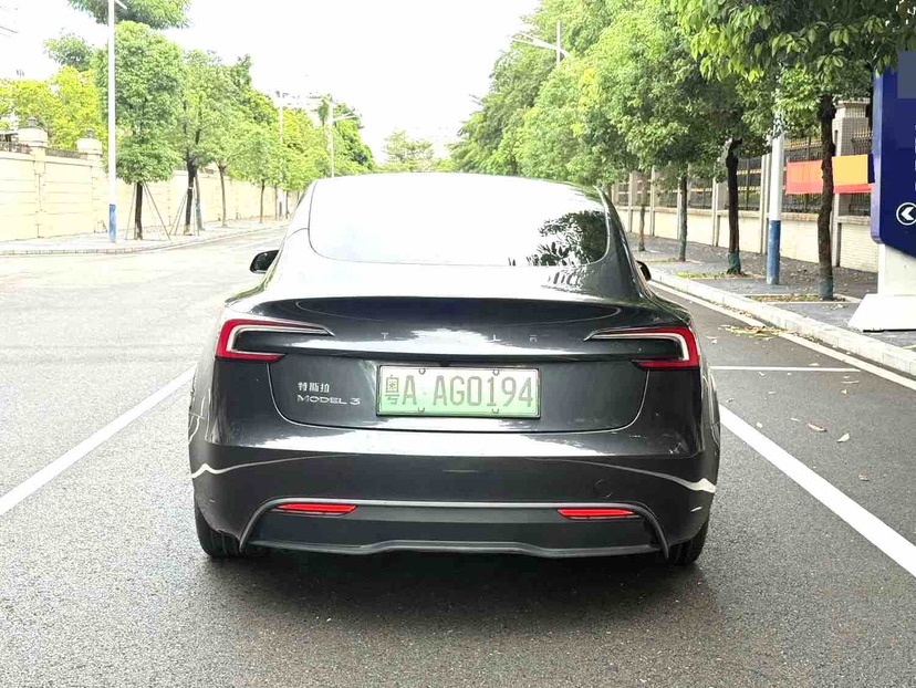 Tesla Model 3 2024 #4 Tesla Model 3 2024 car image #4