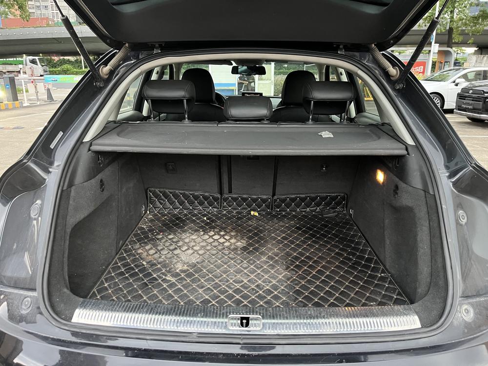 Audi Q3 2014 car image #23
