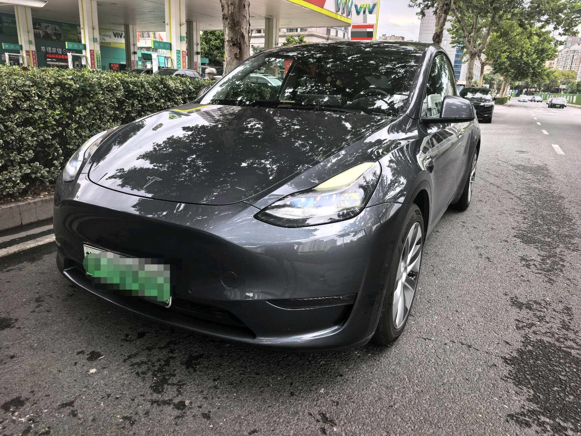 Tesla Model Y 2021 Tesla Model Y 2021 car image