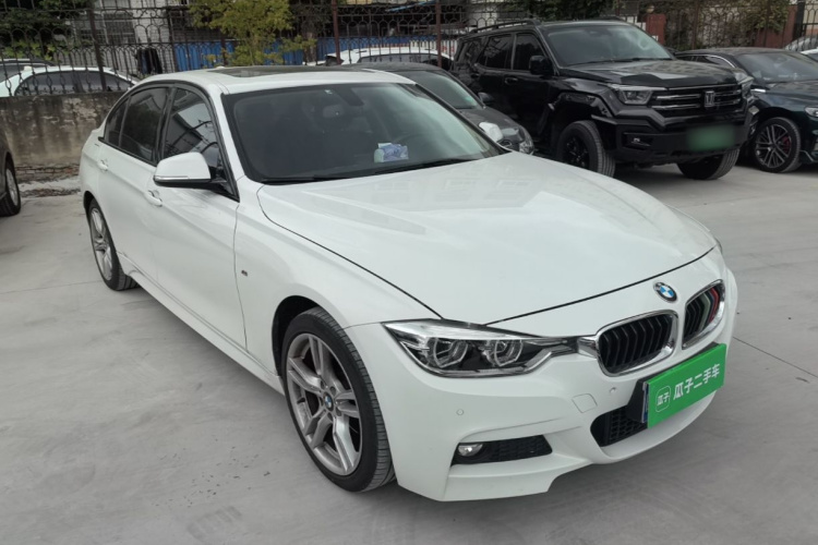 BMW 3 Series 2019 #4 BMW 3 Series 2019 car image #4