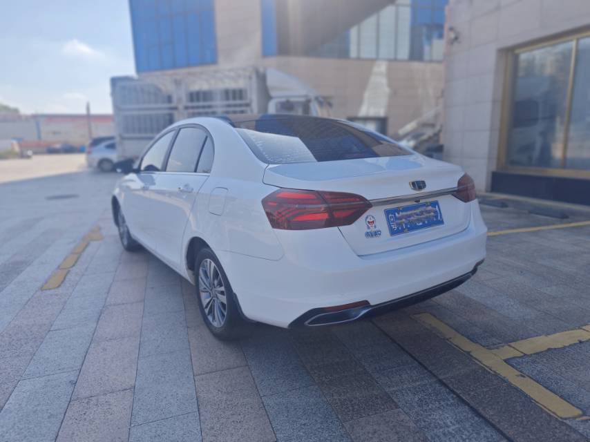 GEELY Emgrand 2018 image de voiture #9