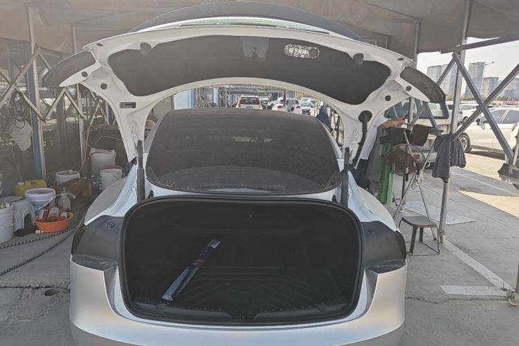 Tesla Model 3 2025 #21 Tesla Model 3 2025 car image #21