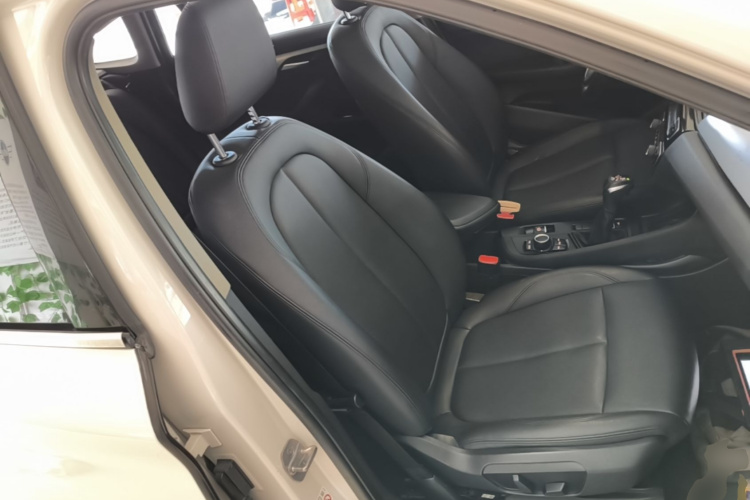 BMW X1 2018 #24 BMW X1 2018 car image #24