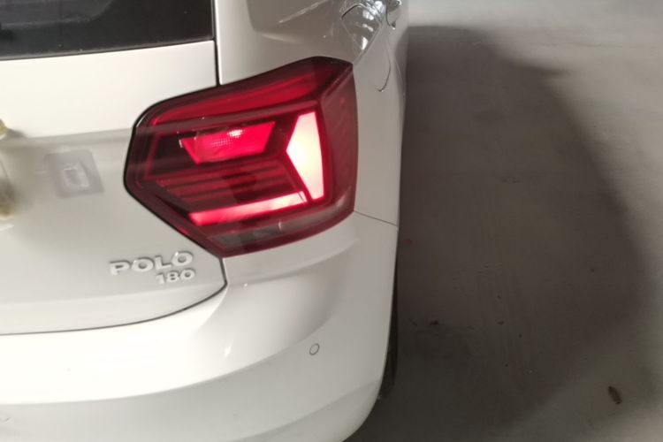 Volkswagen Polo 2020 car image #8