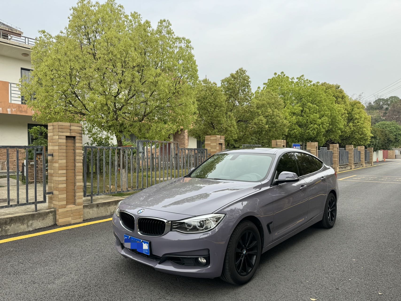 BMW 3 Series GT 2015 car image 