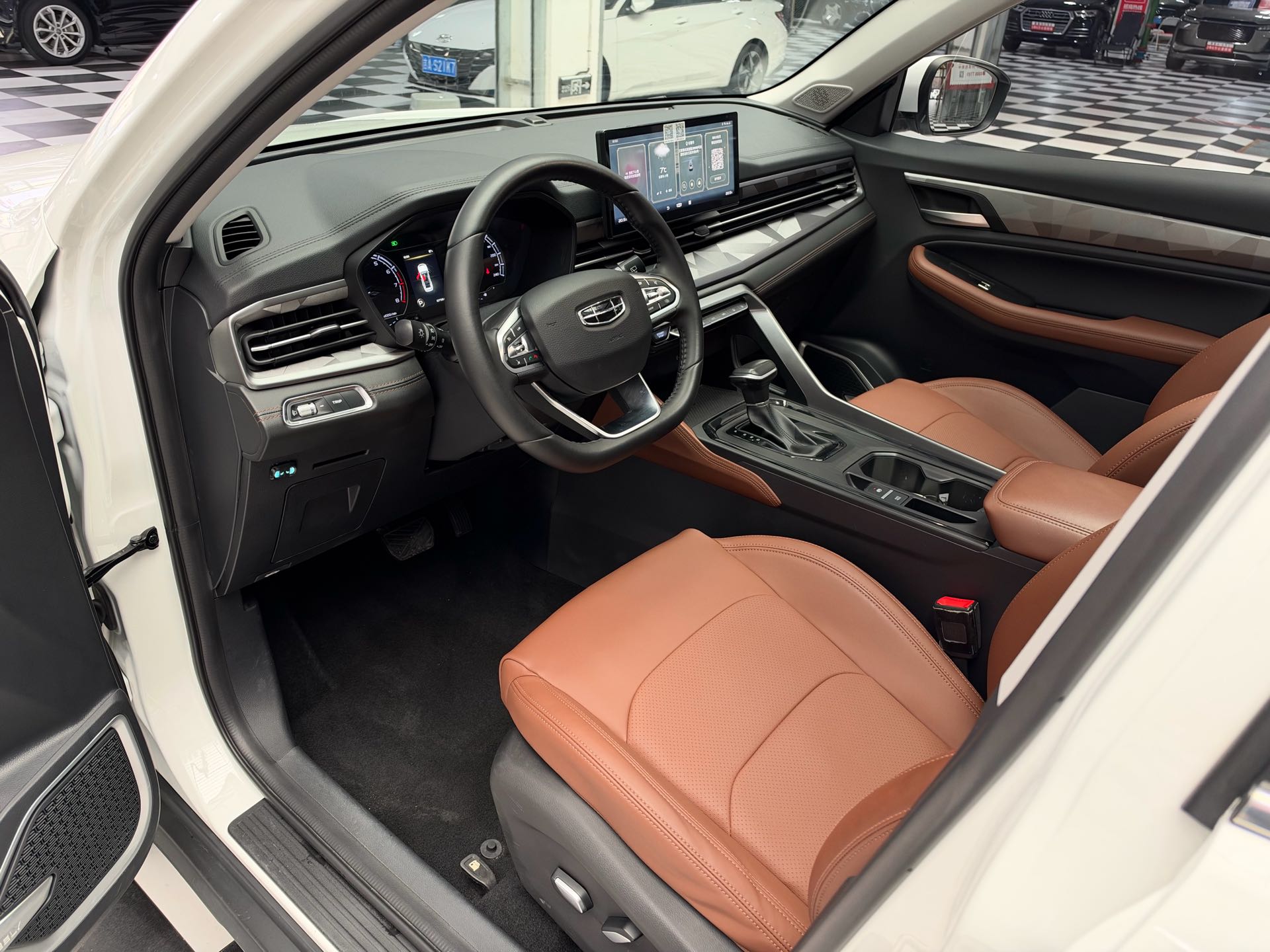 GEELY Vision X6 2023 #7 GEELY Vision X6 2023 изображение автомобиля #7