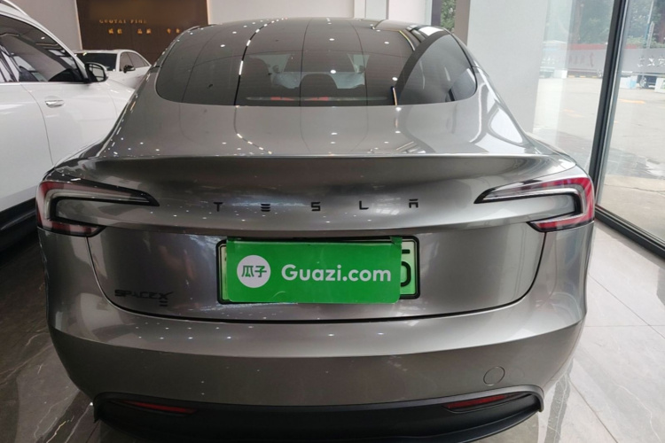 Tesla Model 3 2024 #6 Tesla Model 3 2024 immagine di auto #6