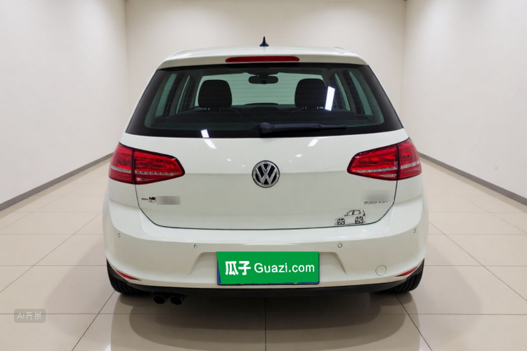 Volkswagen Golf 2017 car image #6