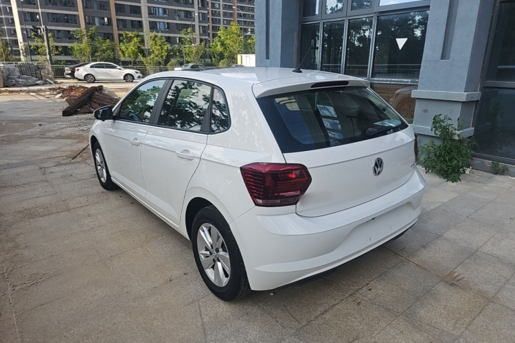 Volkswagen Polo 2021 car image #7