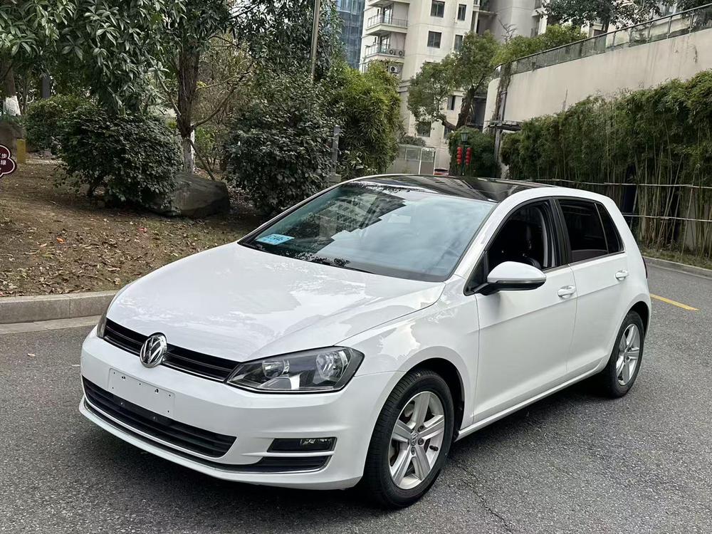 Volkswagen Golf 2015 car image 