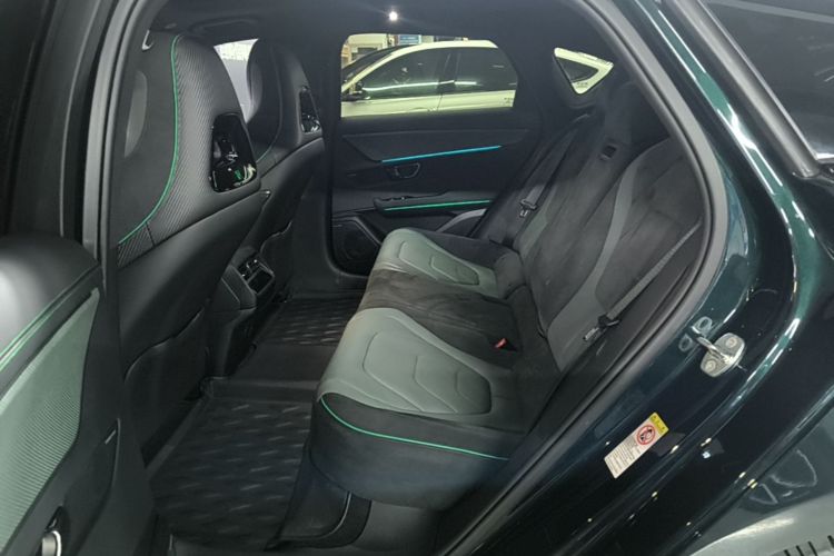 BYD Han 2022 car image #17