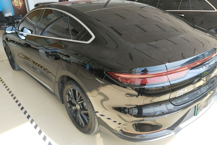BYD Han 2024 #7 BYD Han 2024 car image #7
