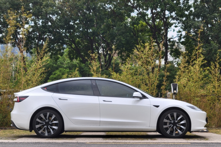 特斯拉 Model 3 2024 汽车图片 #7