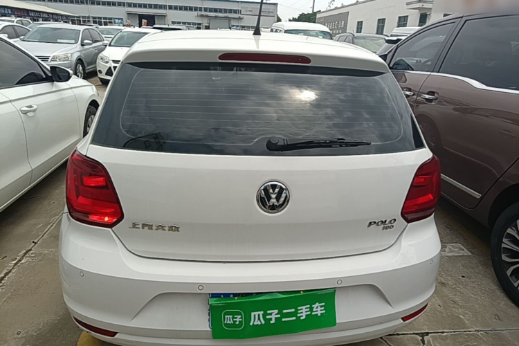Volkswagen Polo 2017 car image #6