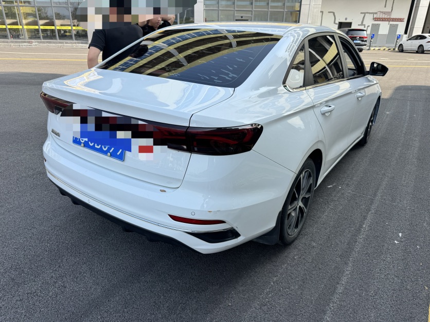 GEELY Emgrand 2022 car image #4