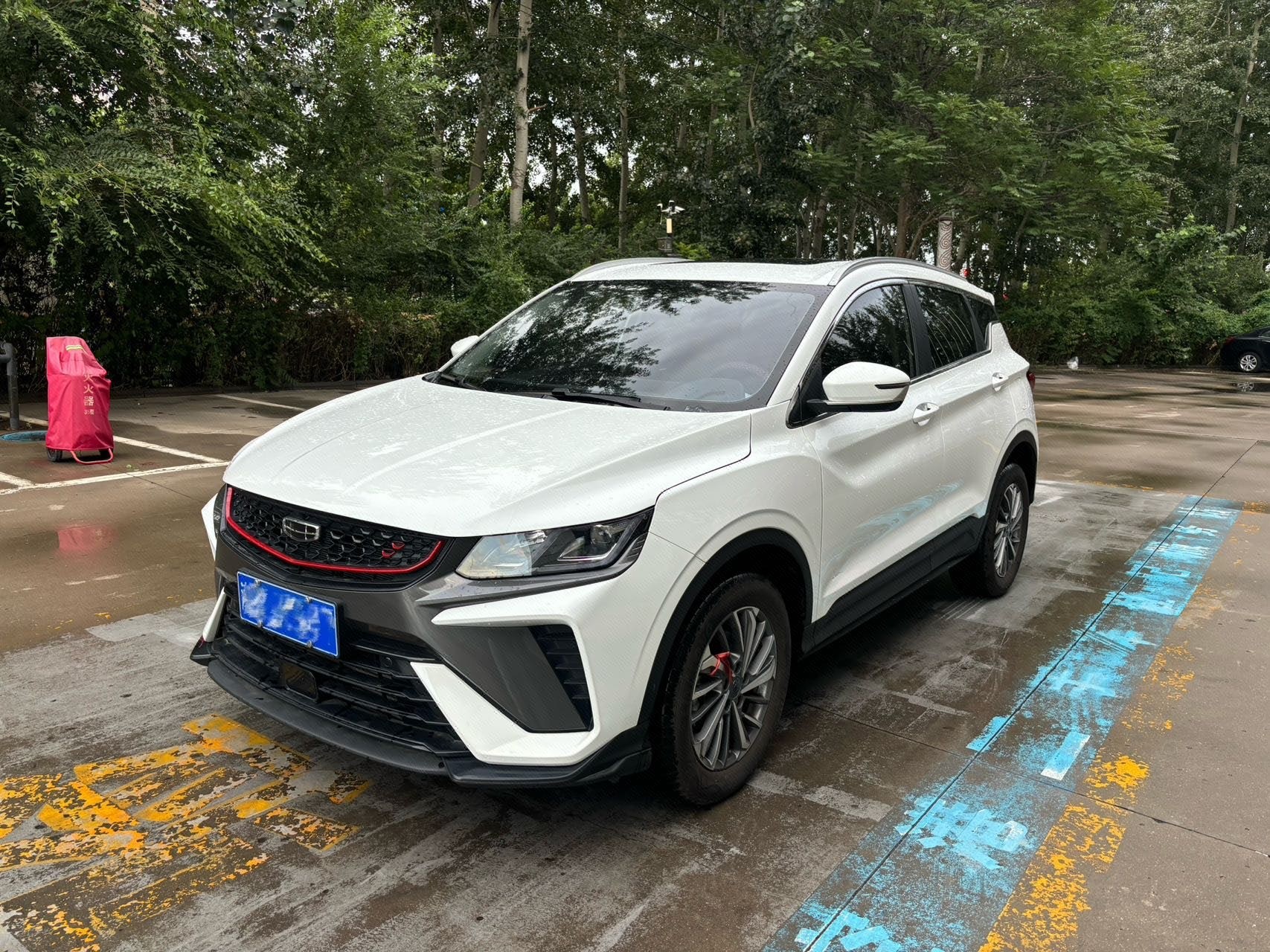 GEELY Coolray 2022 immagine di auto 