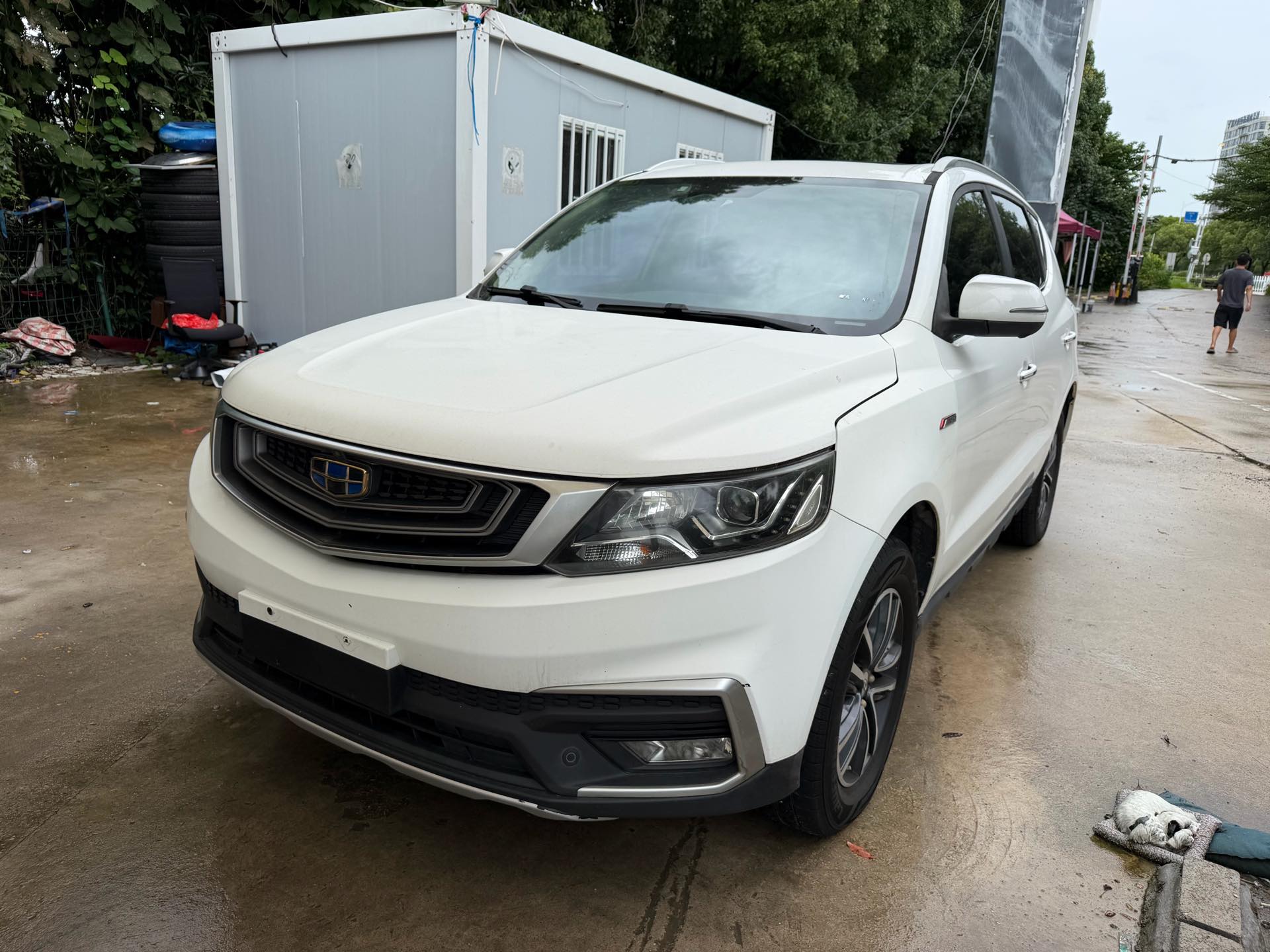GEELY Vision X6 2018 car image 